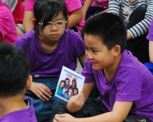 Le harcèlement à l'école diminue grâce aux Jeunes pour les Droits de l'Homme à Taiwan