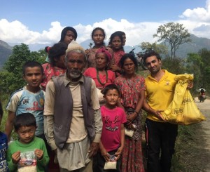 100 scientologues mobilisés au Népal pour venir en aide à la population sinistrée