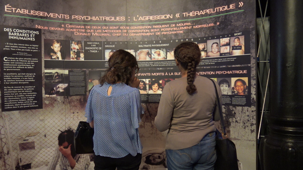 France – Exposition CCDH « Psychiatrie : la vérité sur les abus »