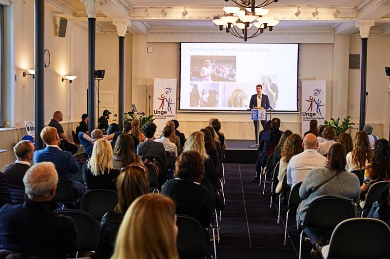 Eduquer les gens sur leurs droits à travers l’Europe est le devoir de la Scientology