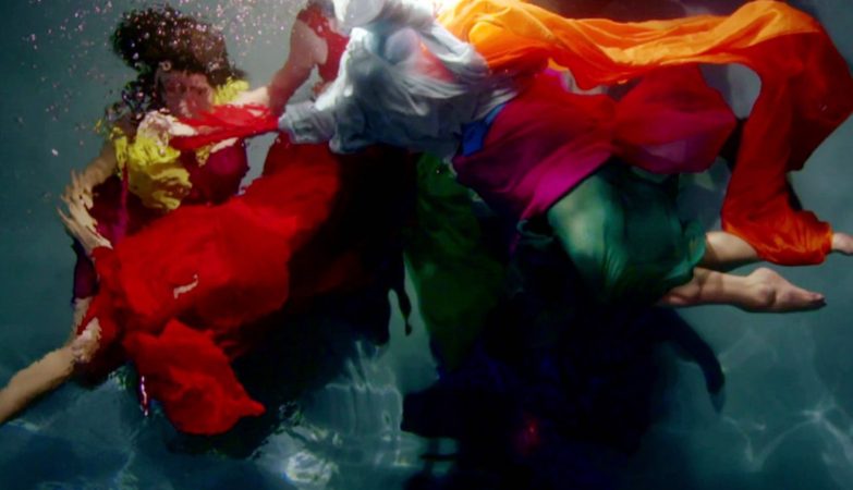 Une photographe primée crée un art unique au monde