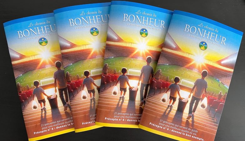 Des bénévoles apportent un message de réconfort