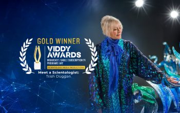 Une artiste du verre au talent exceptionnel a conçu des milliers d’œuvres