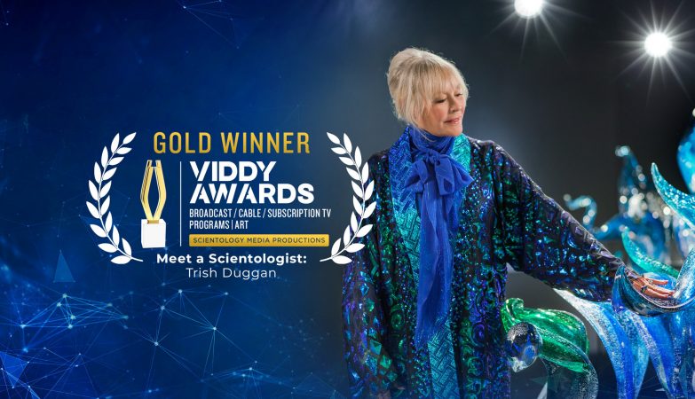 Une artiste du verre au talent exceptionnel a conçu des milliers d’œuvres