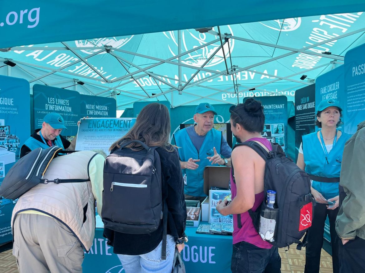 L&rsquo;association « Non à la drogue, Oui à la vie » sensibilise les jeunes à Bordeaux