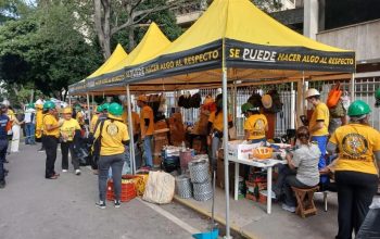 Des bénévoles de Scientology apportent une aide humanitaire après les séismes au Venezuela