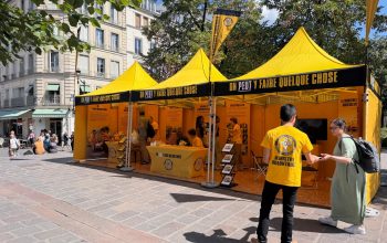 Des bénévoles de Scientology partagent leurs outils pour aider autrui